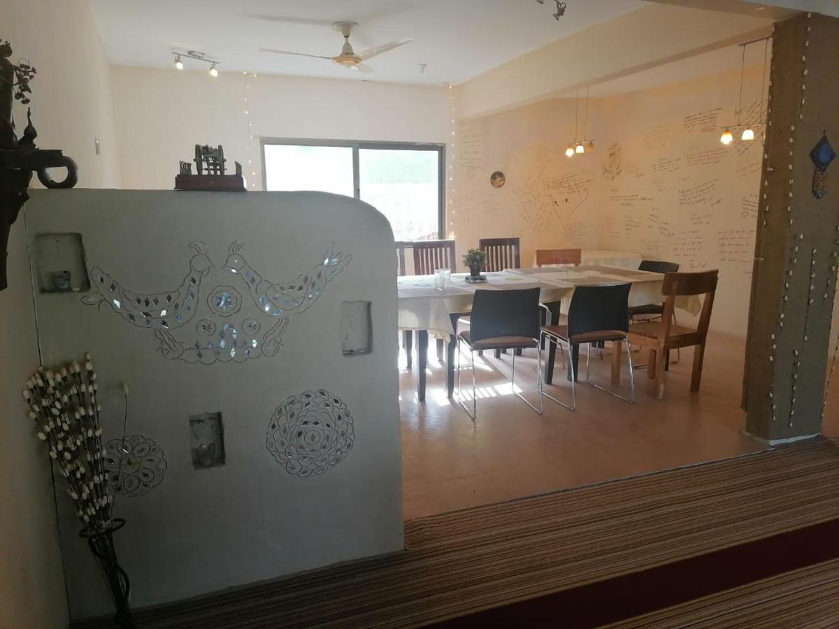 Indus View Hotel Skardu Exterior photo